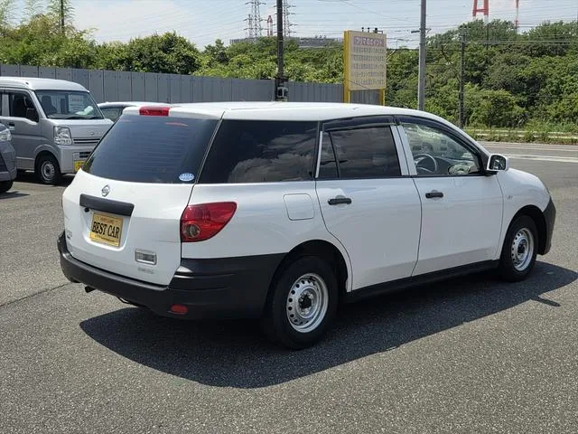 Nissan Ad 2021 photo 4