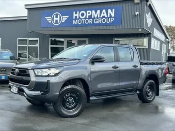 Toyota Hilux 2022 photo 2