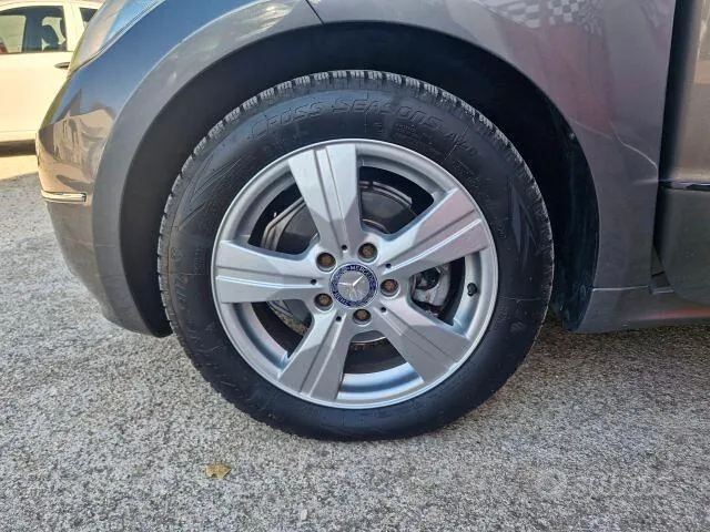 Mercedes-Benz A 160 2010 photo 5