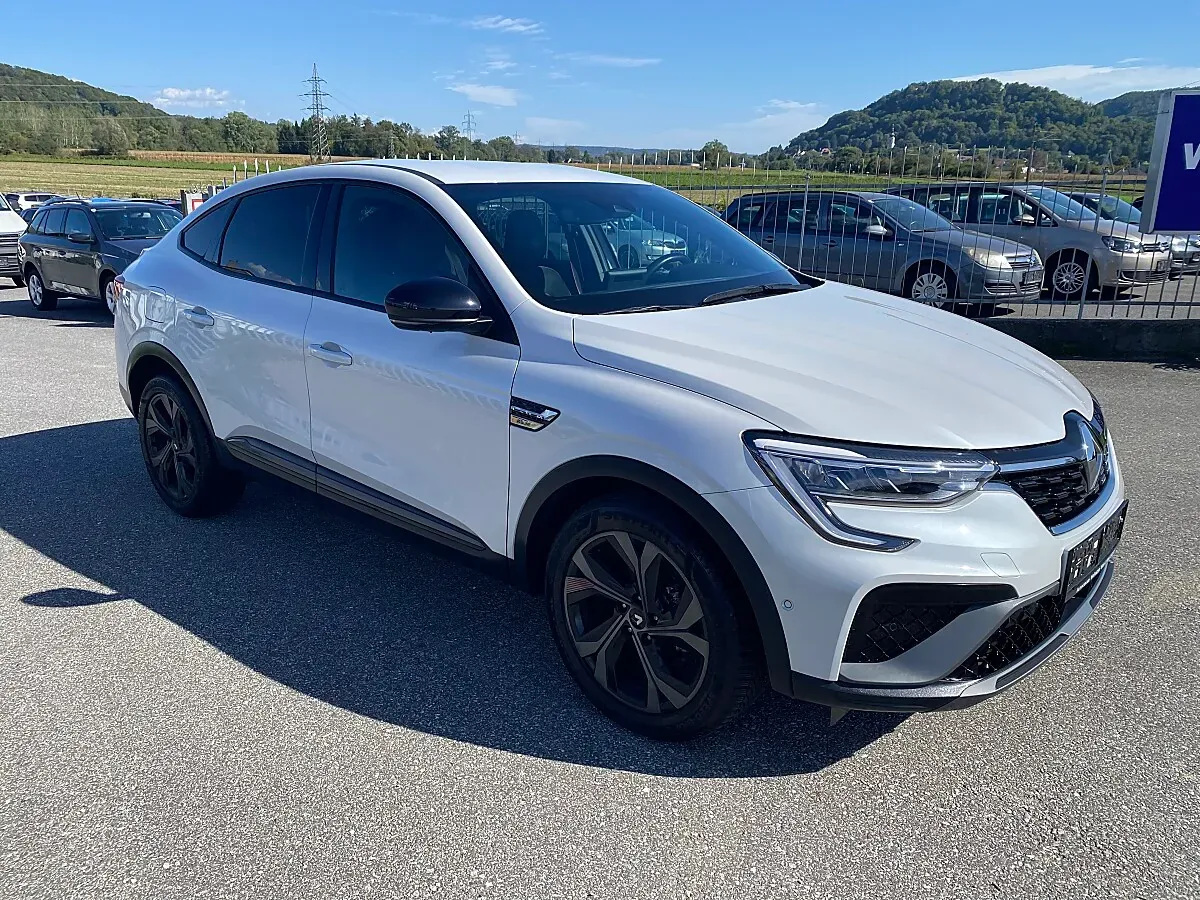 Renault Arkana 2023 photo 3