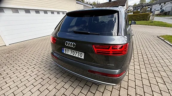 Audi Q7 2018 photo 3