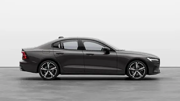 Volvo S60 2023 photo 2