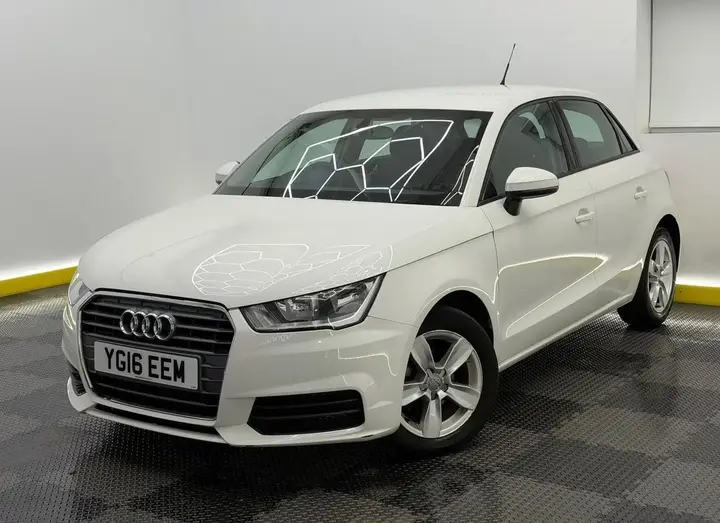 Audi A1 2016 photo 3