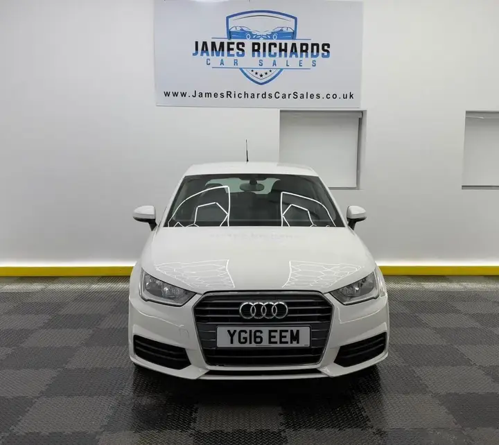 Audi A1 2016 photo 2