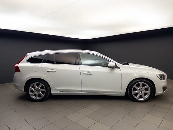 Volvo V60 2015 photo 5