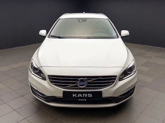 Volvo V60 2015 photo 4