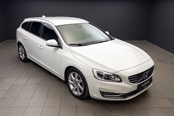 Volvo V60 2015 photo 2