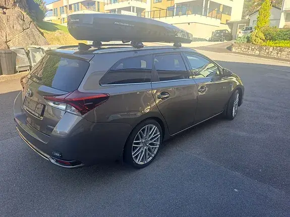 Toyota Auris 2017 photo 4