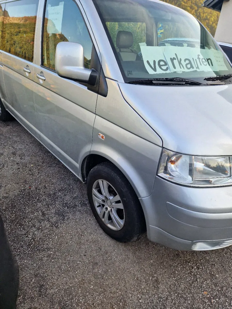 Volkswagen T5 2009 photo 2