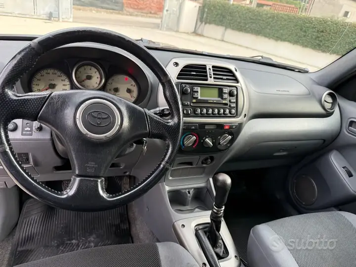 Toyota Rav4 2002 photo 5