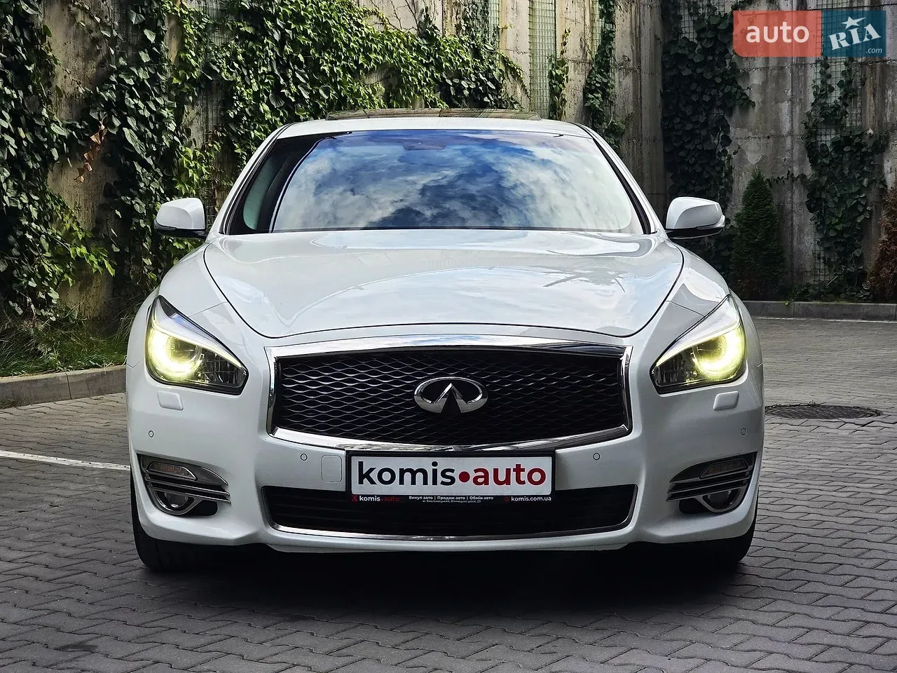 Infiniti Q70 2017 photo 4