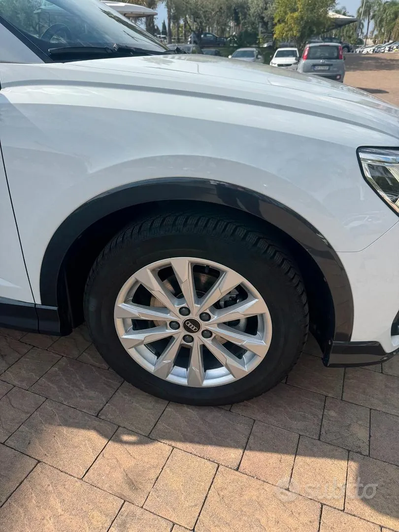 Audi Q3 2022 photo 3
