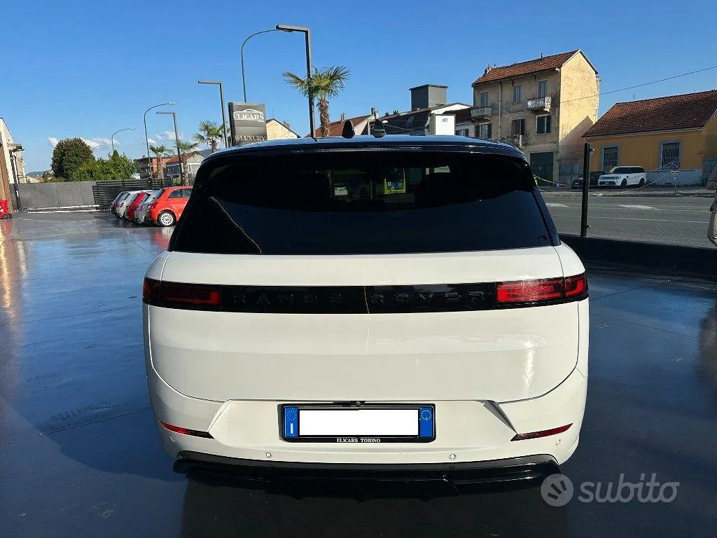 Land Rover Range Rover Sport 2023 photo 4