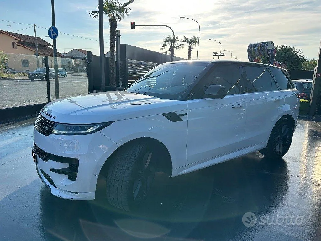 Land Rover Range Rover Sport 2023 photo 2
