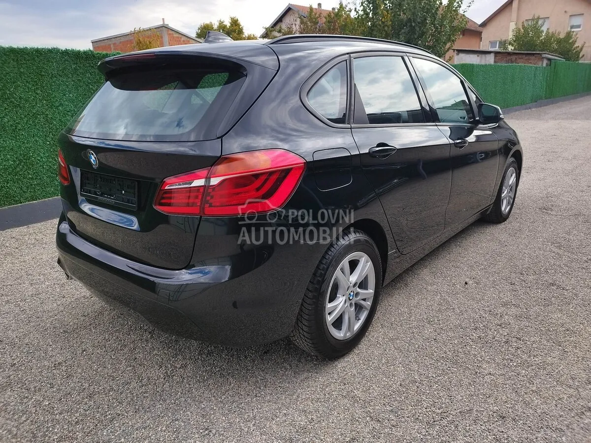 BMW 216 2019 photo 4