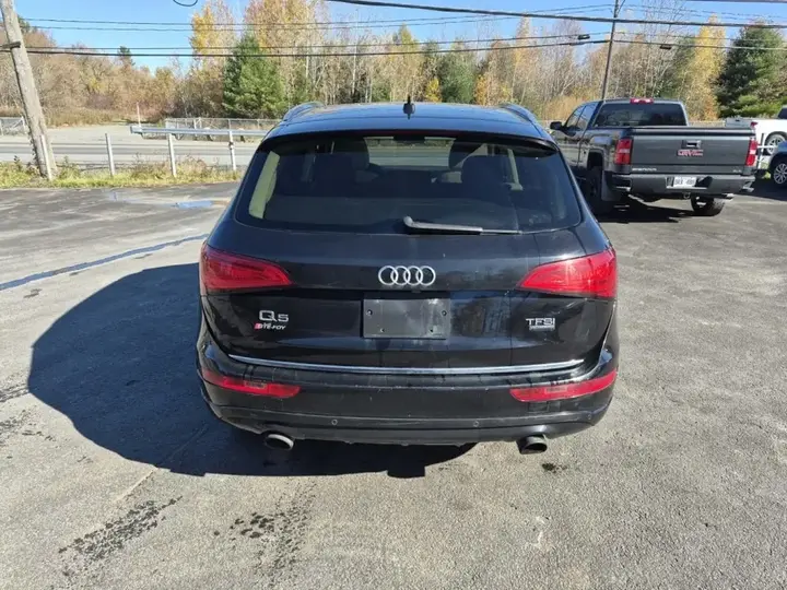 Audi Q5 2015 photo 4