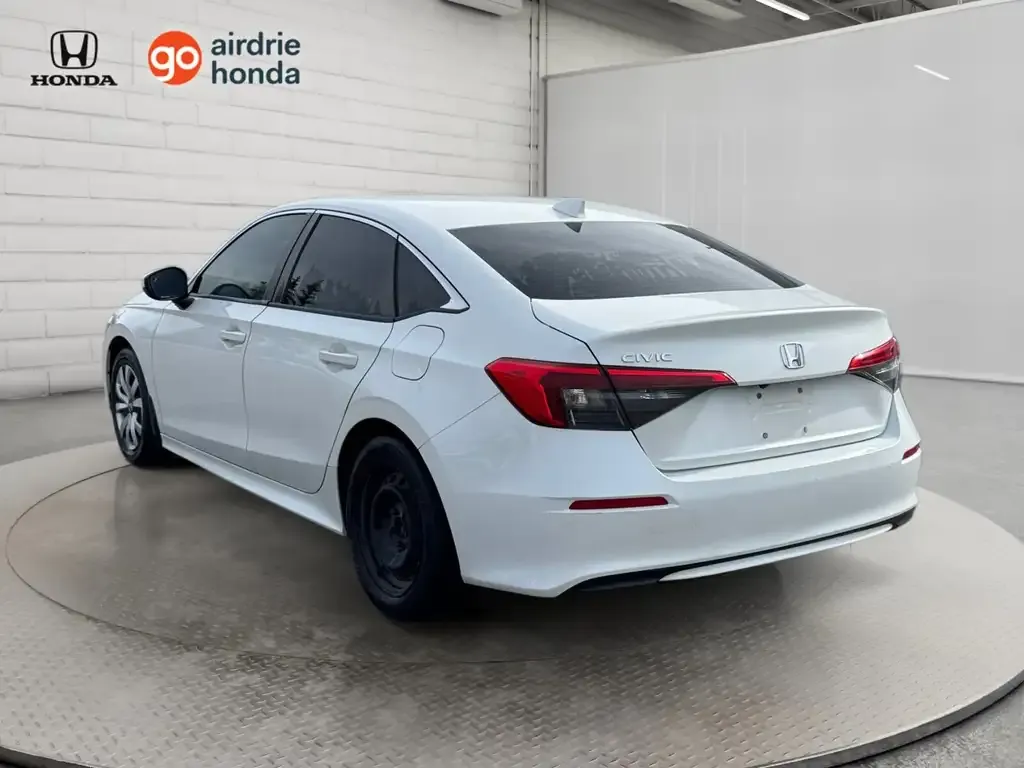 Honda Civic 2022 photo 3