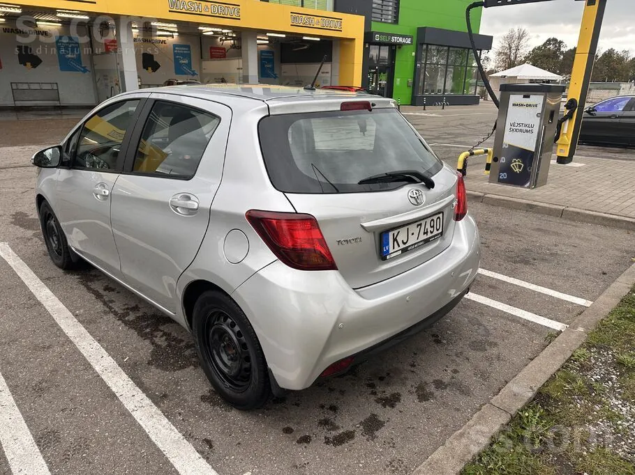 Toyota Yaris 2016 photo 4