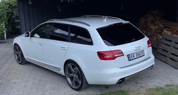 Audi A6 Allroad 2010 photo 4