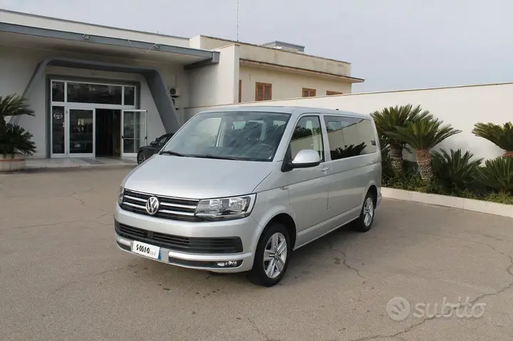 Volkswagen Caravelle 2018 photo 2