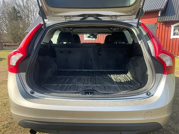 Volvo V60 2011 photo 4