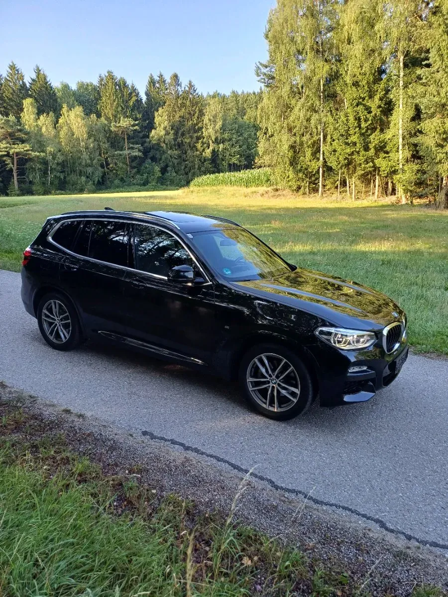 BMW X3 2018 photo 3