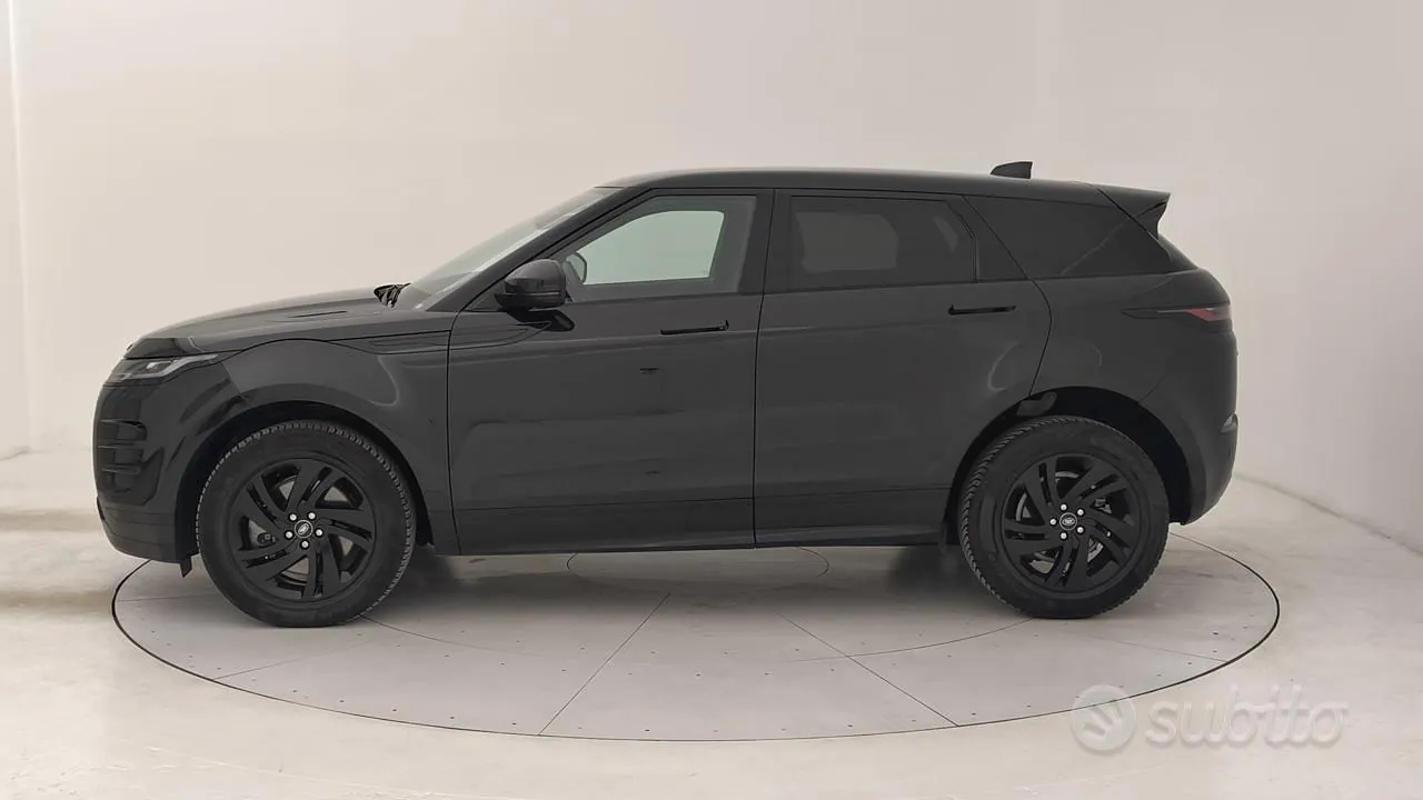 Land Rover Range Rover Evoque 2022 photo 2