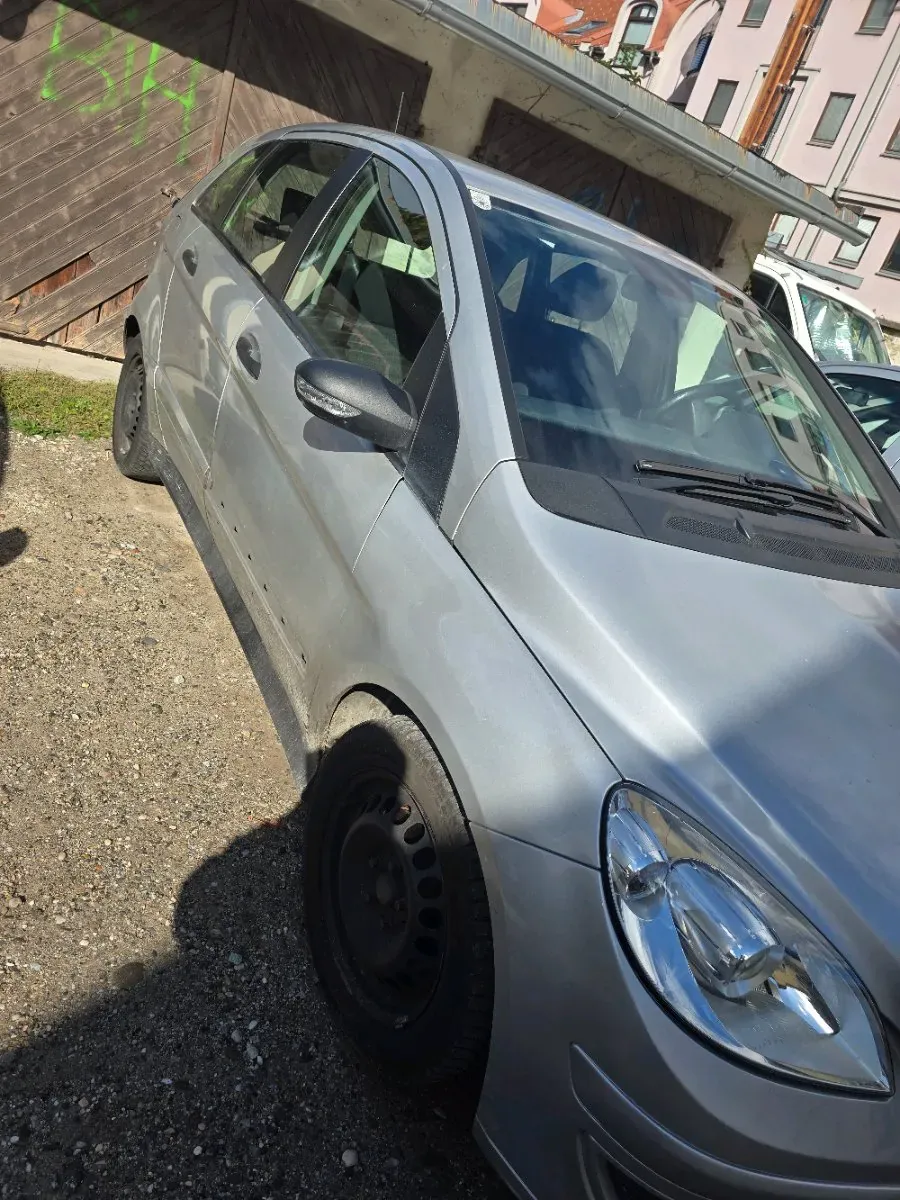 Mercedes-Benz A-Class 2008 photo 2