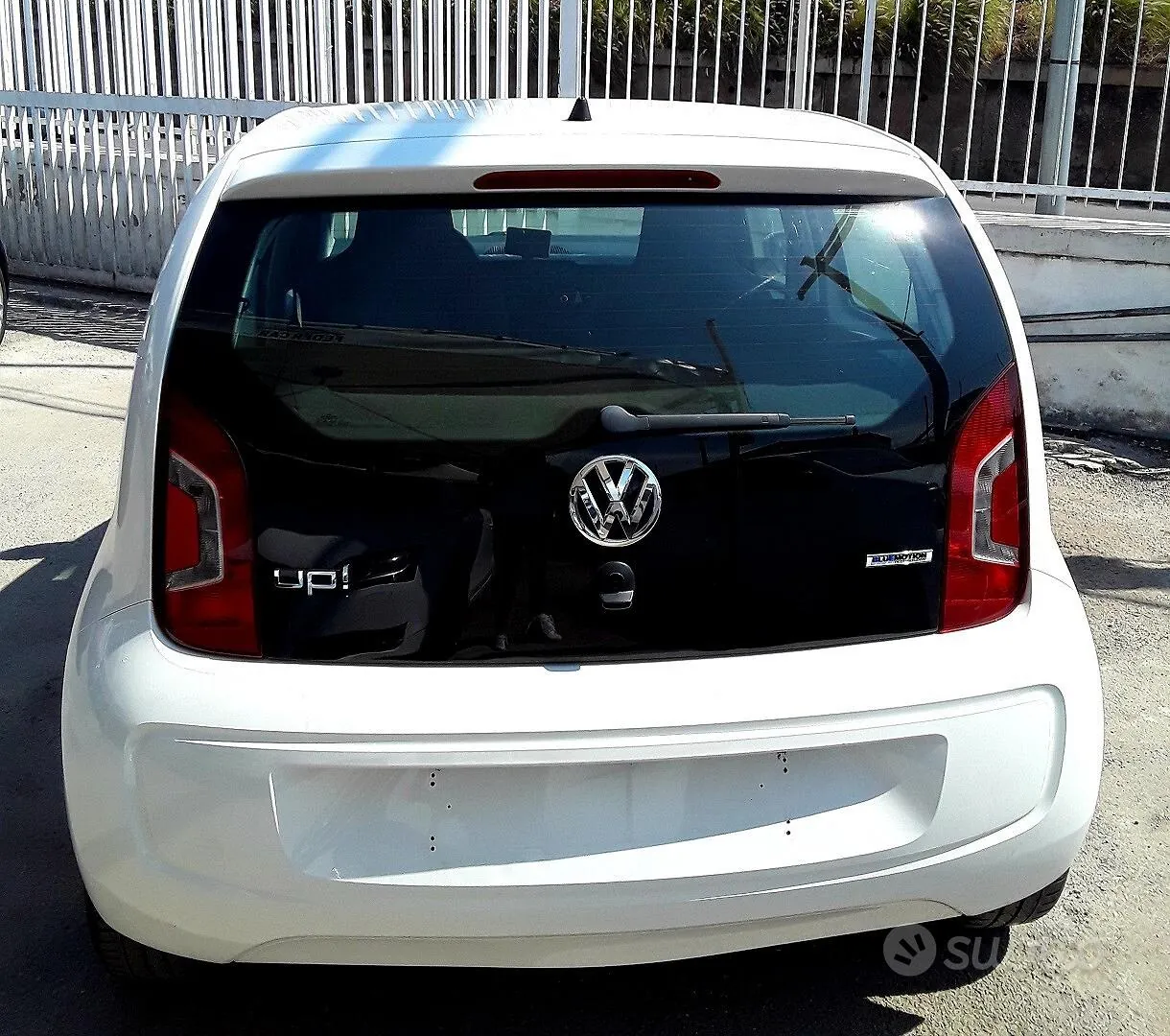 Volkswagen Up 2017 photo 4