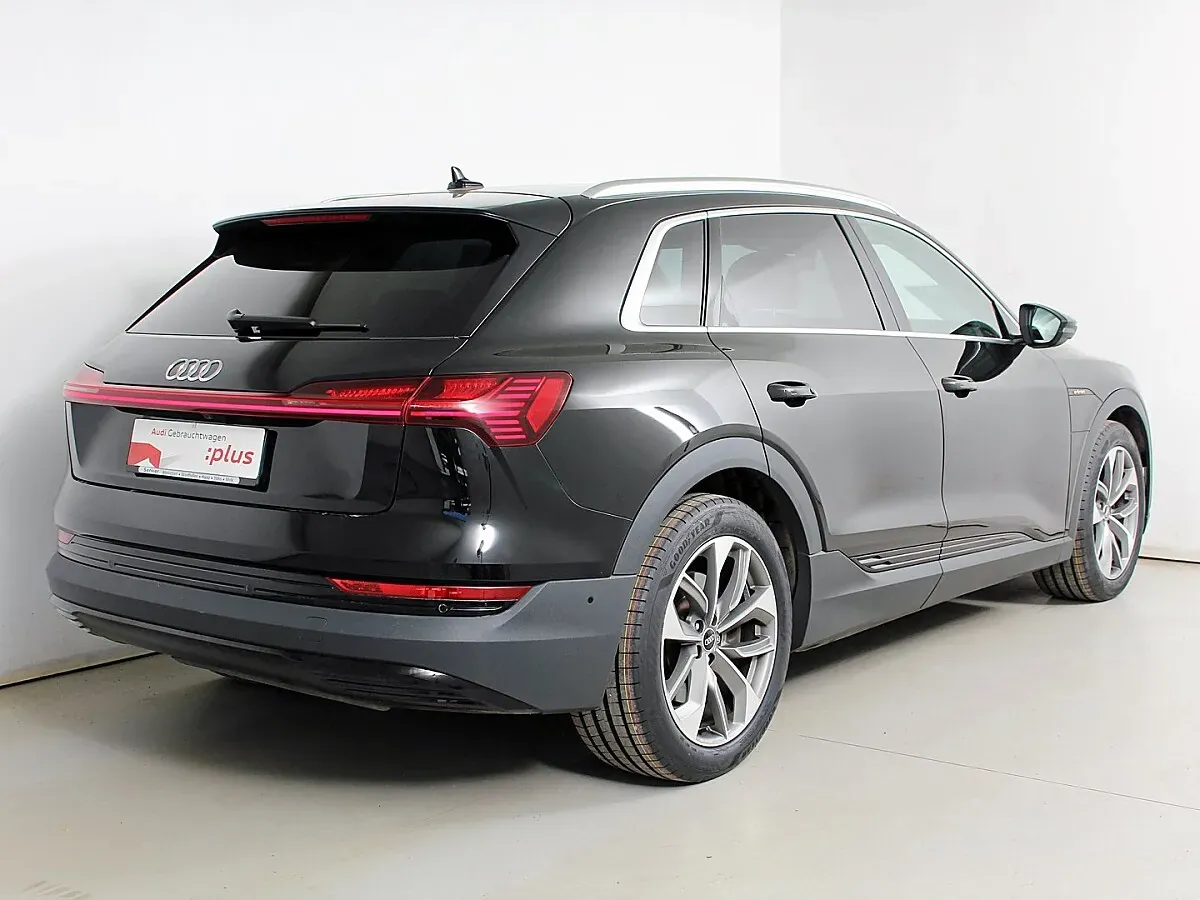 Audi E-Tron 2021 photo 3