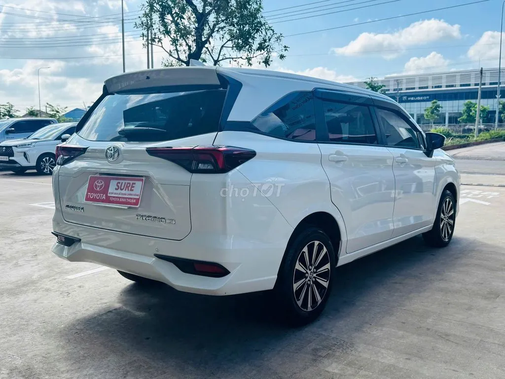Toyota Avanza 2025 photo 5