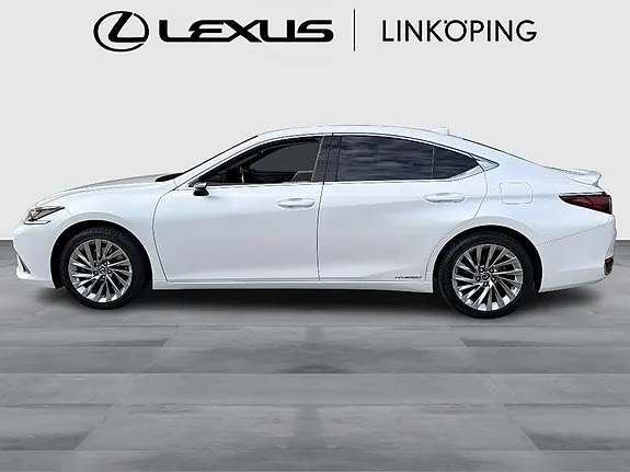 Lexus Es300H 2022 photo 3