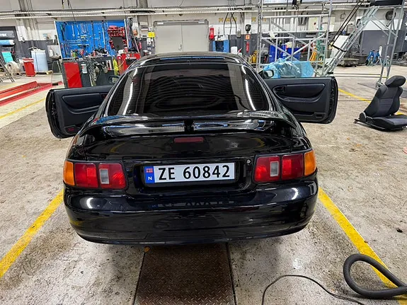 Toyota Celica 1996 photo 2