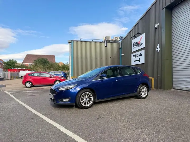 Ford Focus 2014 photo 2