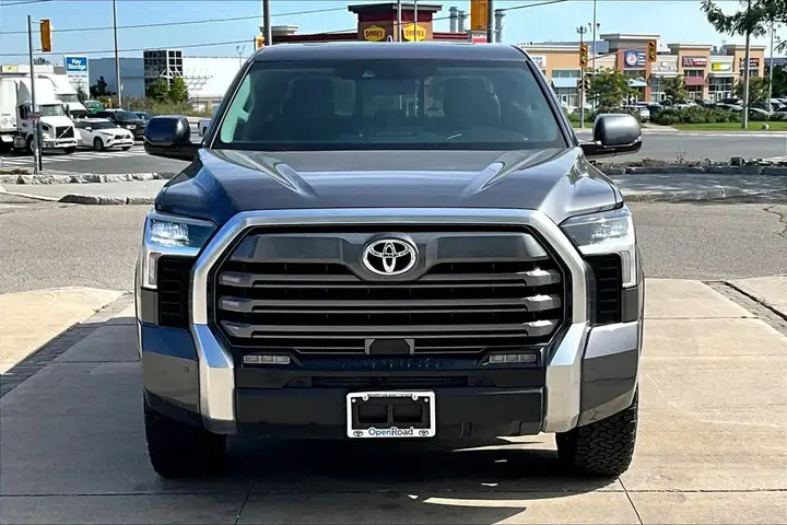 Toyota Tundra 2022 photo 2