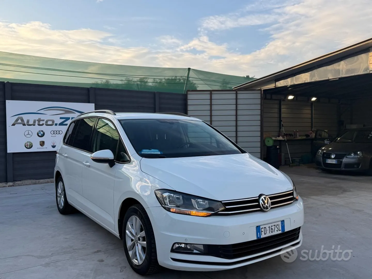Volkswagen Touran 2016 photo 3