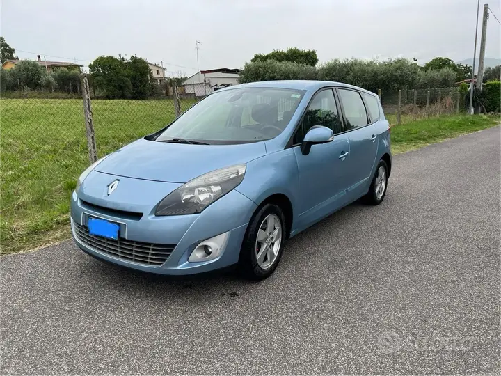 Renault Scenic 2009 photo 4