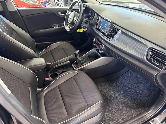 Kia Rio 2018 photo 5