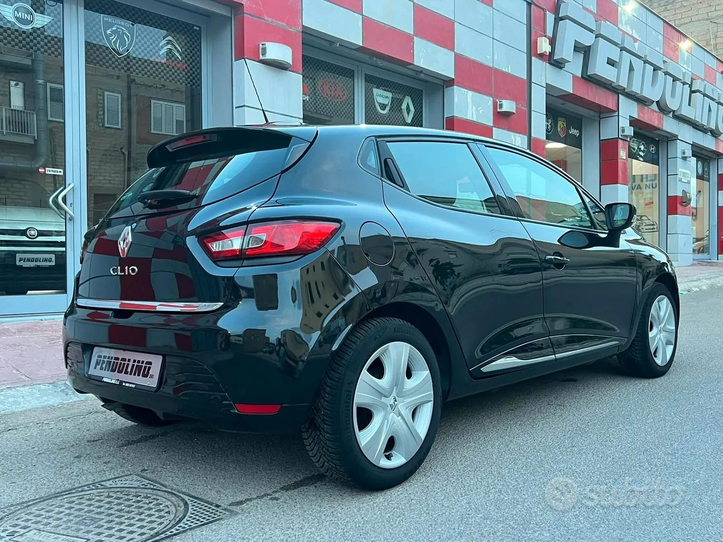 Renault Clio 2014 photo 4