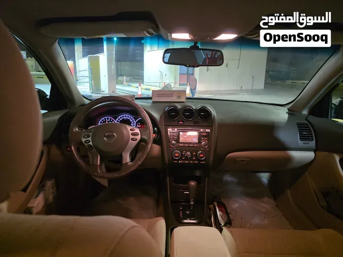 Nissan Altima 2011 photo 3
