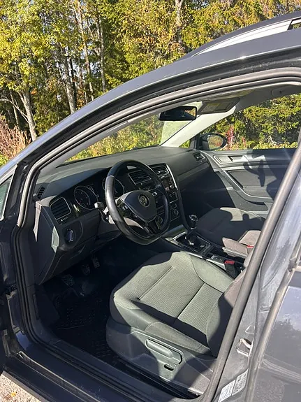 Volkswagen Golf 2018 photo 4