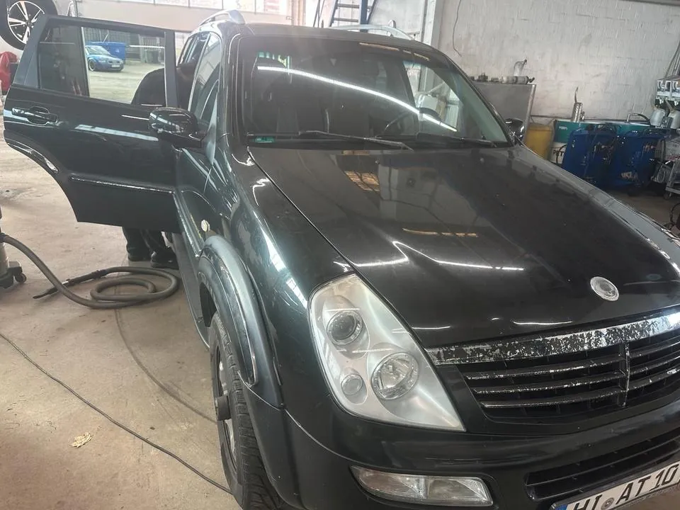 KG Mobility Rexton