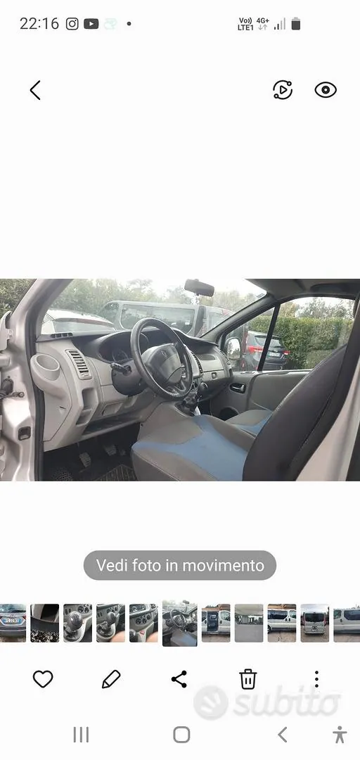 Renault Trafic 2011 photo 2