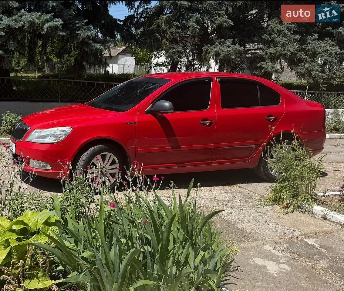 Skoda Octavia 2010 photo 3