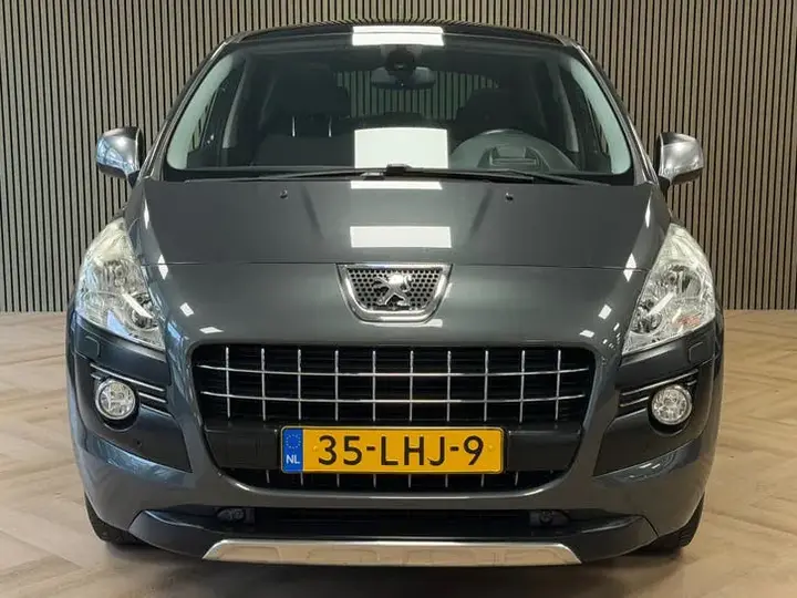 Peugeot 3008 2010 photo 2