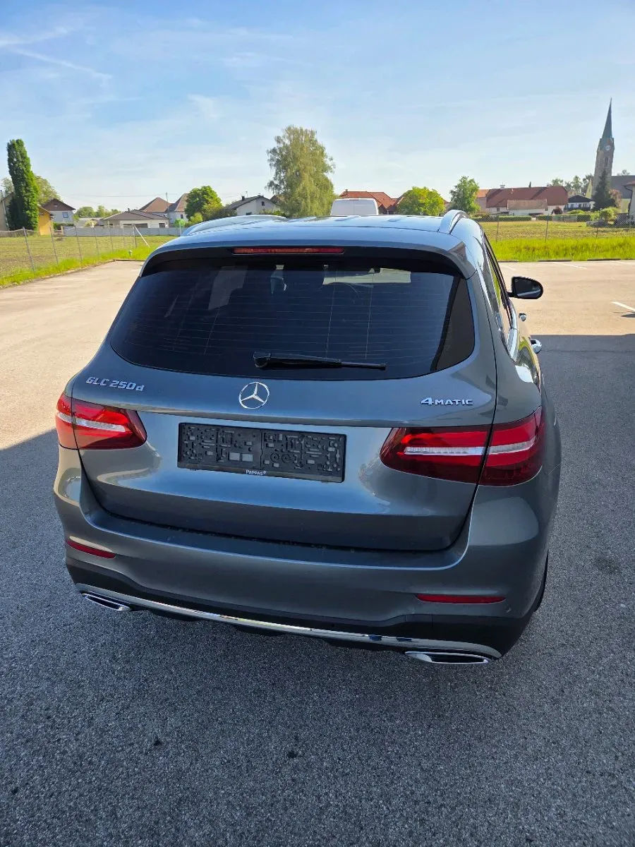 Mercedes-Benz Glc-Class
