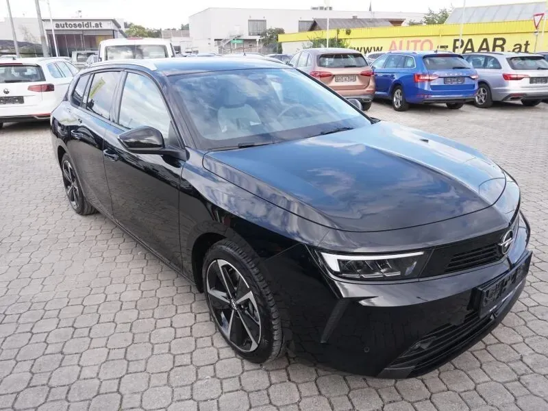 Opel Astra 2024 photo 3