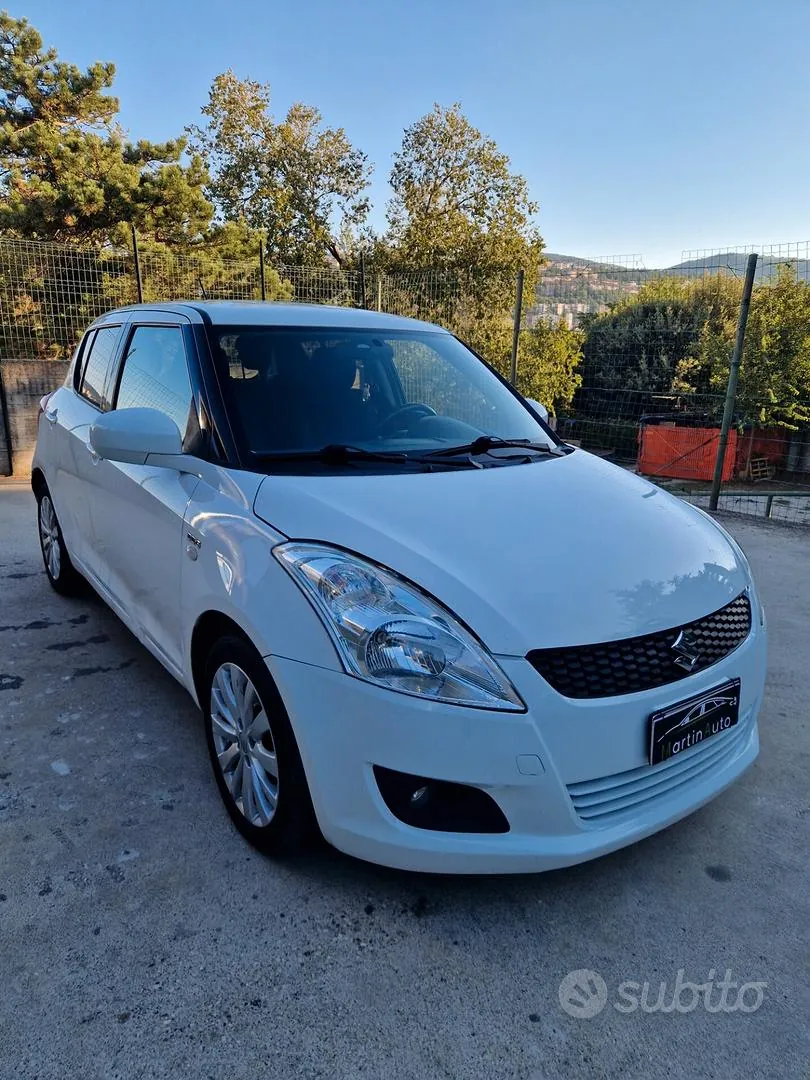 Suzuki Swift 2013 photo 3
