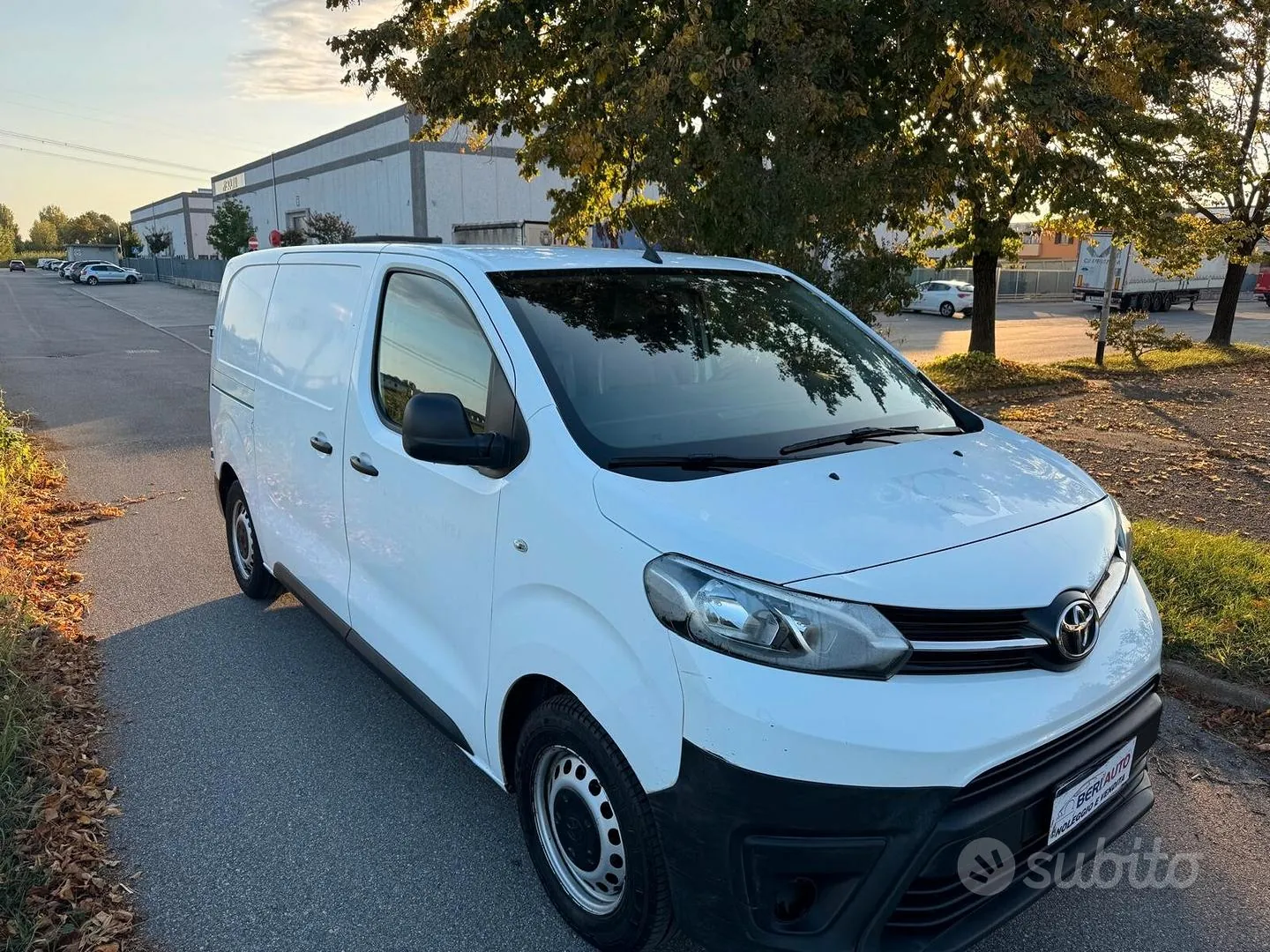 Toyota Proace 2016 photo 2