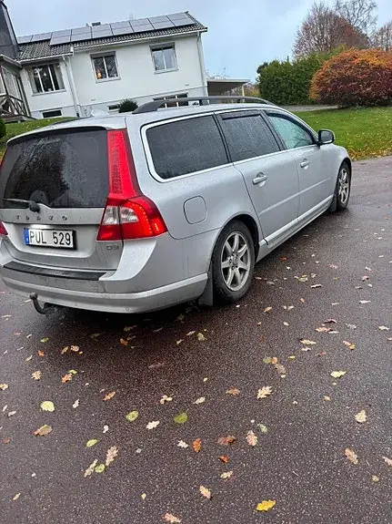 Volvo V70 2012 photo 4